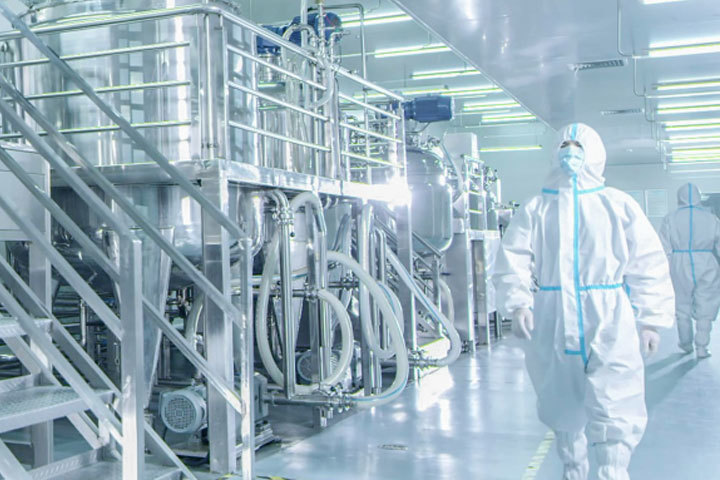 品牌输出:是基于医药原料生产的基础上适应新的市场竞争环境的一种全新、有效的模式,具体体现在为企业提供产品品牌注册市场调研、品牌、产品研发、生产、包装、设计、供应链管理、市场推广、营销管理、企业运营管理服务等在内的整套运作体系,也可以归纳为品牌“核心竞争力”的输出。