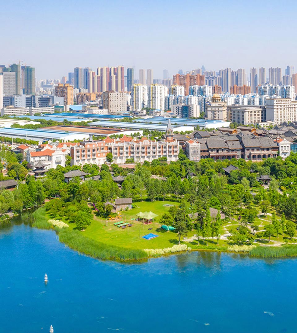 服务范围包括：信息化全过程咨询、邮电系统设计咨询、邮电通信工程及相应的建筑工程、承接工程建设总承包；通信、软件、电子信息、电子技术、自动化技术、安防监控技术、智能网络控制技术及产品的开发、研制、技术服务与咨询；开发产品及软件的销售；通信信息网络系统集成（业务网、支撑网）及优化服务；通信工程、设备安